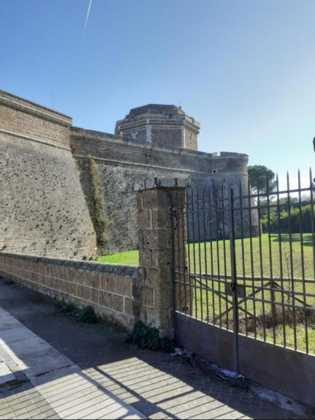 Old Town House La Corte Casa Vacanze Civita Castellana Exterior foto